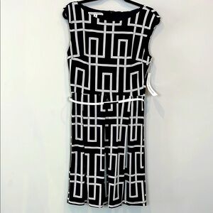 NWT Maggy London Black and White Sheath Midi Dress Geometric Size 10